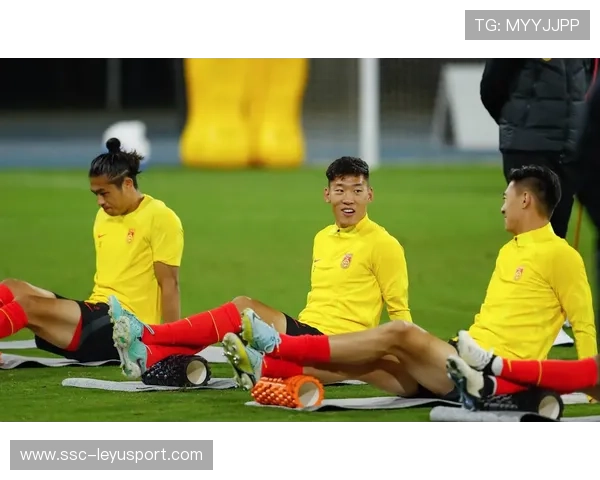 国足训练方法与科技结合，国足训练课